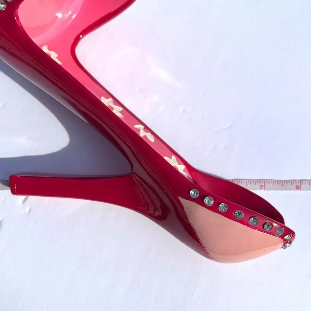 Stiletto High Heel Shoe Wine Bottle Holder Stand Pink Bling Breast Cancer